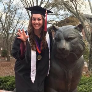 Meet your Posher, Kayla